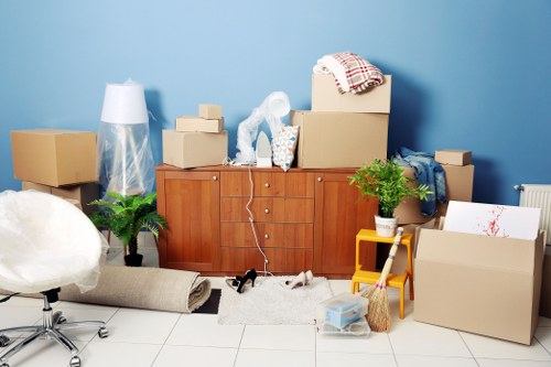 Moving boxes and packing materials for homes in Northlondon