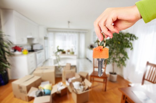 Professional packing and unpacking services in Northlondon for a smooth home move